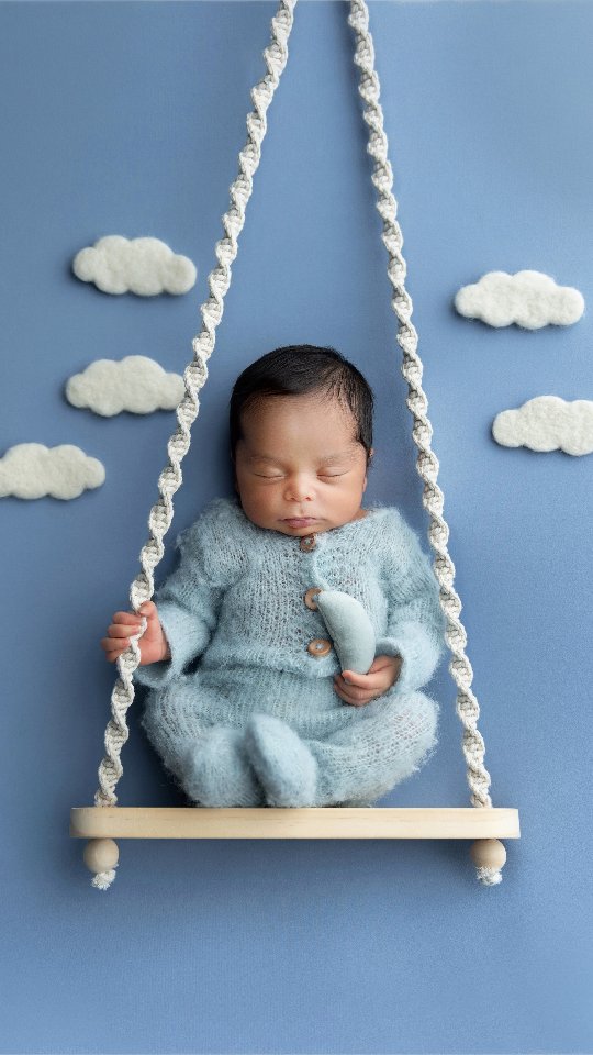 Sleeping newborn baby photography in Memphis Tennessee