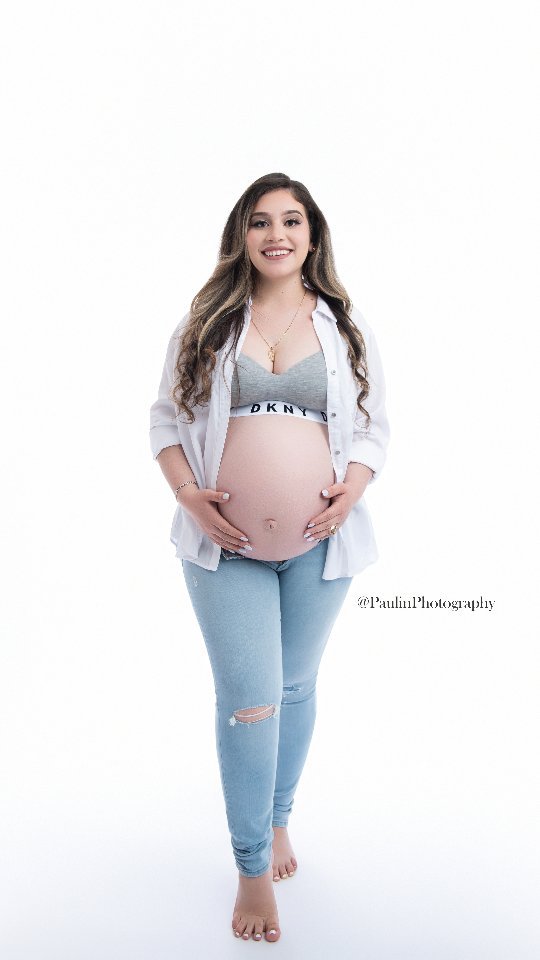 Fine art maternity photography by Paulin Photography