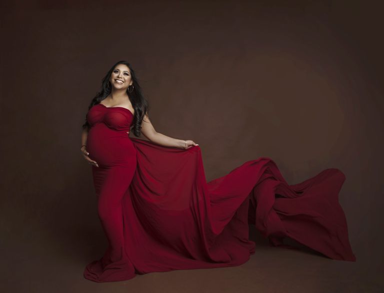 Maternity portrait by Paulin Photography near Cordova TN